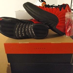 Jordan retro12 reverse flu game